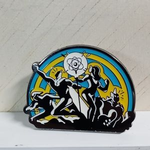 Sci fi pin - heros